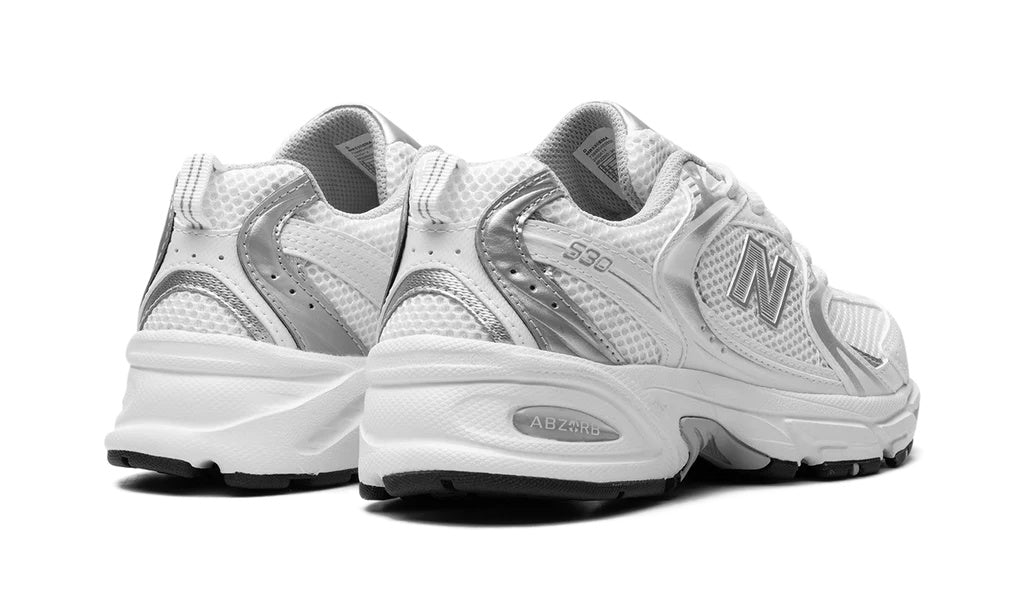 New Balance 530 White/Silver Metallic Unisex Retro Sneakers – MR530EMA
